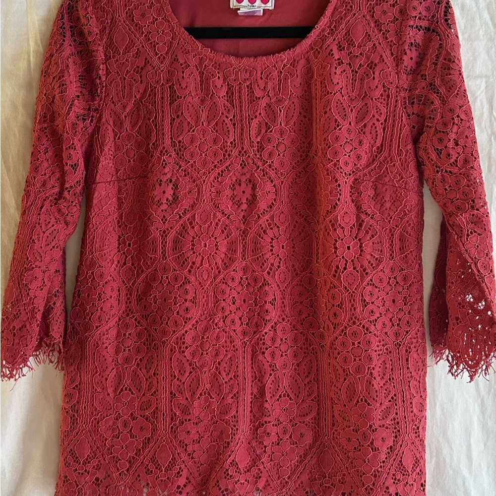 Three Hearts Red 3/4 Sleeve Lace Blouse